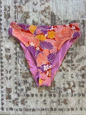 💐Roxy Bell Bottom Blooms High Waist Bikini Bottom. JuniorLarge. NWT! Rad. 🤙🏼 🐠